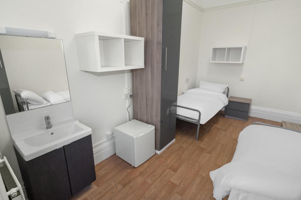 بيت شباب Holland House لندن المظهر الخارجي الصورة